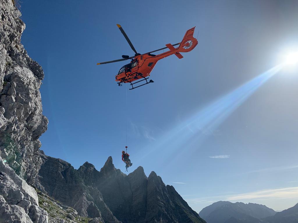 Bergwacht Berchtesgaden Christoph 14 Retten Drei Bergsteiger Aus Bergwacht Berchtesgaden Christoph 14 Retten Drei Bergsteiger Aus